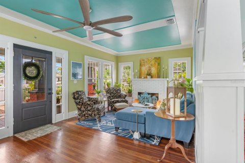 Villa ou maison à vendre à Bradenton, Floride: 4 chambres, 227.24 m2 № 1907626 - photo 4