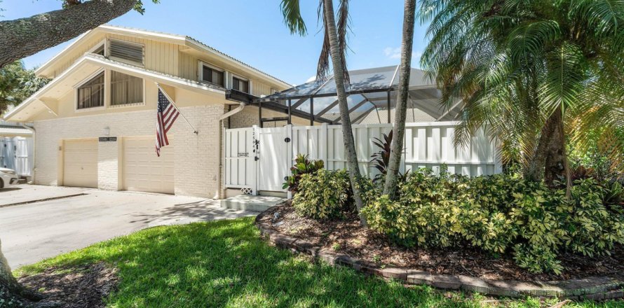 Touwnhouse à Palm Beach Gardens, Floride 3 chambres, 125.98 m2 № 2260398