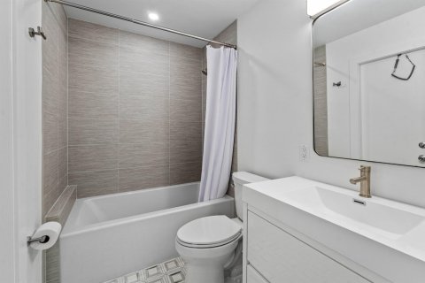 Touwnhouse à vendre à Palm Beach Gardens, Floride: 3 chambres, 125.98 m2 № 2260398 - photo 18