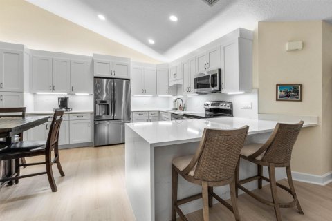 Touwnhouse à vendre à Palm Beach Gardens, Floride: 3 chambres, 125.98 m2 № 2260398 - photo 5