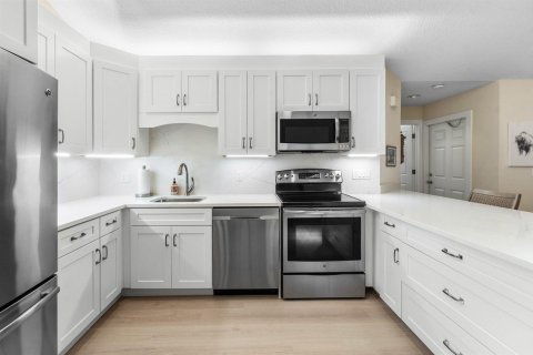 Touwnhouse à vendre à Palm Beach Gardens, Floride: 3 chambres, 125.98 m2 № 2260398 - photo 3