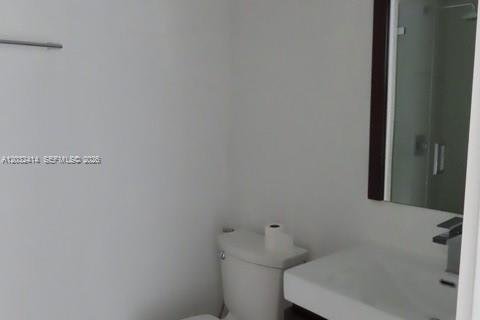 Touwnhouse à louer à Miami, Floride: 2 chambres, 130.06 m2 № 2336900 - photo 16