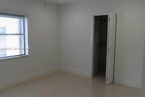 Touwnhouse à louer à Miami, Floride: 2 chambres, 130.06 m2 № 2336900 - photo 22