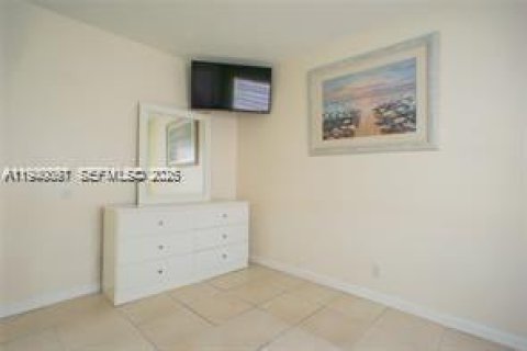 Condominio en venta en Miami, Florida, 3 dormitorios, 88.44 m2 № 1999610 - foto 21