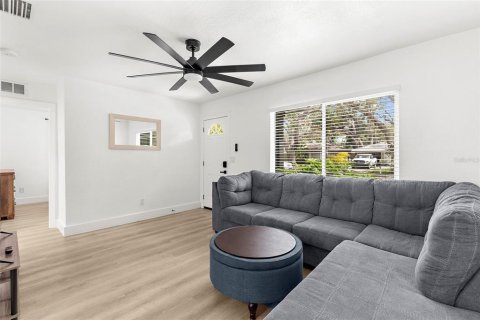 Casa en venta en Clearwater, Florida, 3 dormitorios, 98.85 m2 № 1793909 - foto 4