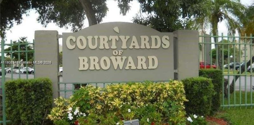 Condo in North Lauderdale, Florida, 1 bedroom  № 2018288