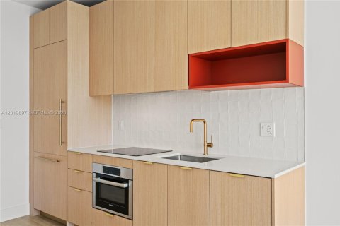 Copropriété à vendre à Miami, Floride: 2 chambres, 82.03 m2 № 2256747 - photo 18