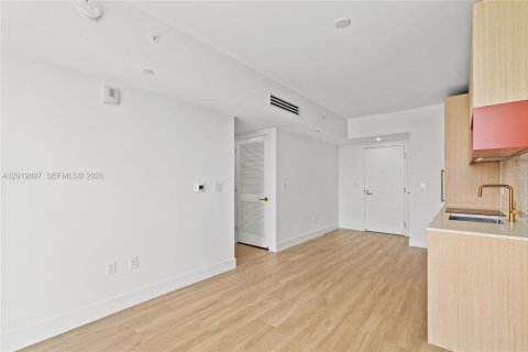 Copropriété à vendre à Miami, Floride: 2 chambres, 82.03 m2 № 2256747 - photo 17