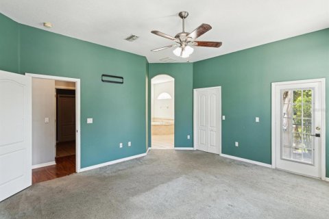 House in New Port Richey, Florida 3 bedrooms, 202.71 sq.m. № 1734499 - photo 24