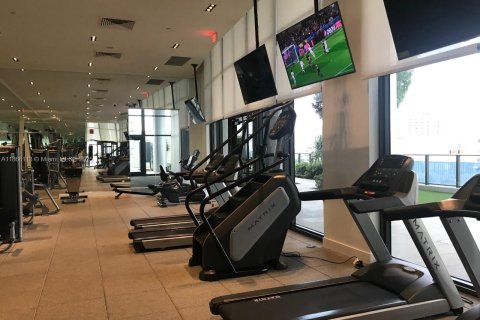 Снять в аренду кондоминиум в Майами, Флорида 2 спальни, 81.57м2, № 1957892 - фото 16