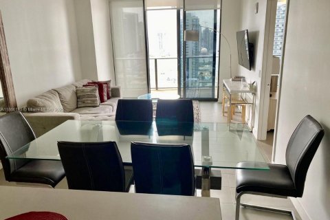 Снять в аренду кондоминиум в Майами, Флорида 2 спальни, 81.57м2, № 1957892 - фото 3