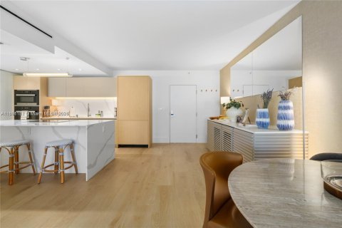 Condominio en venta en Miami Beach, Florida, 2 dormitorios, 114.27 m2 № 1807593 - foto 4