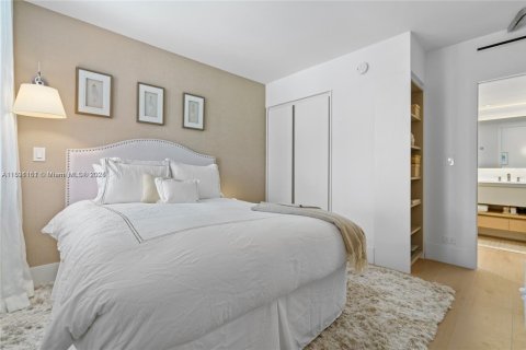 Condominio en venta en Miami Beach, Florida, 2 dormitorios, 114.27 m2 № 1807593 - foto 19