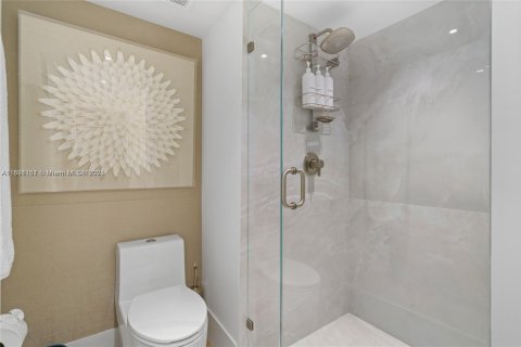 Condominio en venta en Miami Beach, Florida, 2 dormitorios, 114.27 m2 № 1807593 - foto 24