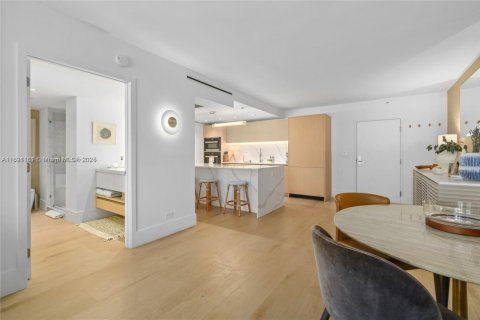 Condominio en venta en Miami Beach, Florida, 2 dormitorios, 114.27 m2 № 1807593 - foto 13