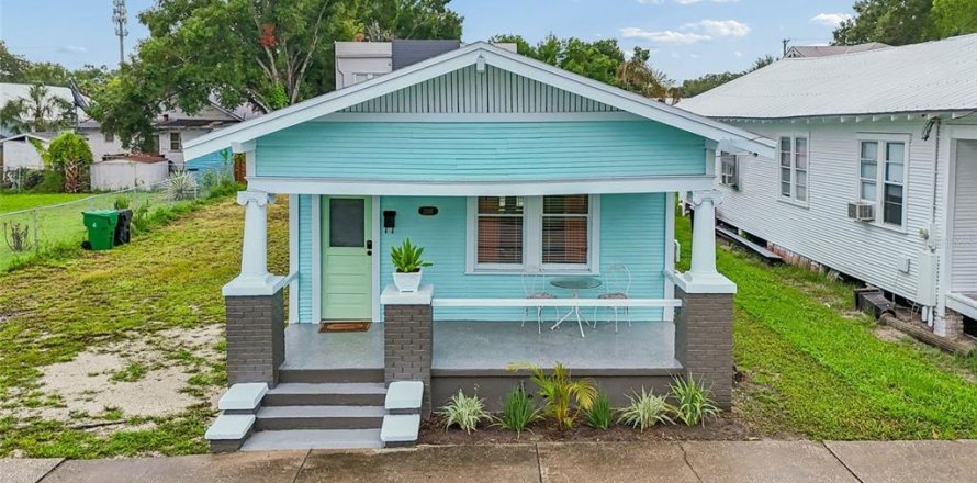Villa ou maison à Tampa, Floride 2 chambres, 94.76 m2 № 2294496