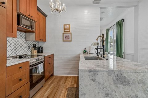 Villa ou maison à vendre à Tampa, Floride: 2 chambres, 94.76 m2 № 2294496 - photo 21