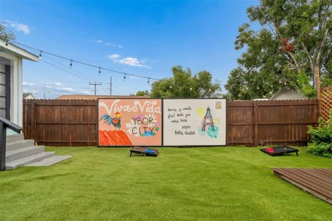 Villa ou maison à vendre à Tampa, Floride: 2 chambres, 94.76 m2 № 2294496 - photo 28