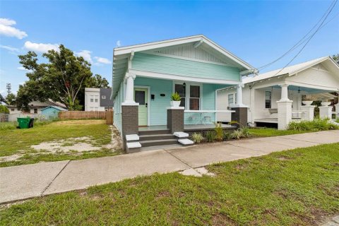 Villa ou maison à vendre à Tampa, Floride: 2 chambres, 94.76 m2 № 2294496 - photo 2