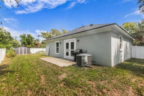 Villa ou maison à louer à Sanford, Floride: 2 chambres, 95.78 m2 № 2433180 - photo 19