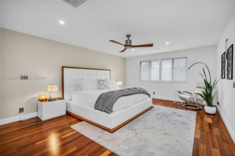 Casa en venta en Weston, Florida, 5 dormitorios, 361.2 m2 № 1999680 - foto 7