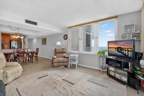 Condominio en venta en Daytona Beach Shores, Florida, 2 dormitorios, 106.84 m2 № 2394424 - foto 3