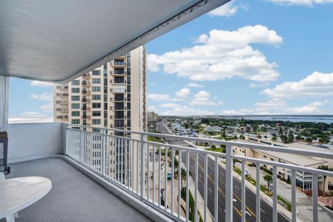 Condominio en venta en Daytona Beach Shores, Florida, 2 dormitorios, 106.84 m2 № 2394424 - foto 25