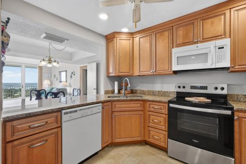Condominio en venta en Daytona Beach Shores, Florida, 2 dormitorios, 106.84 m2 № 2394424 - foto 11