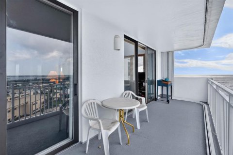 Condominio en venta en Daytona Beach Shores, Florida, 2 dormitorios, 106.84 m2 № 2394424 - foto 24