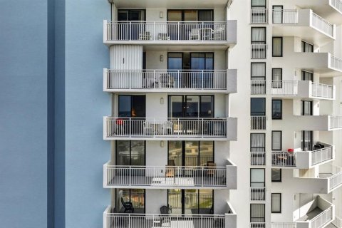 Condominio en venta en Daytona Beach Shores, Florida, 2 dormitorios, 106.84 m2 № 2394424 - foto 27