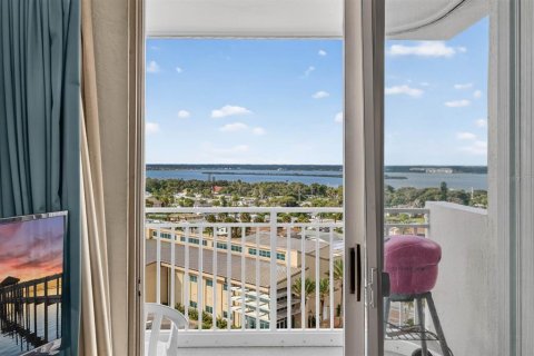Condominio en venta en Daytona Beach Shores, Florida, 2 dormitorios, 106.84 m2 № 2394424 - foto 21