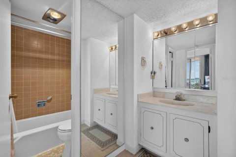 Condominio en venta en Daytona Beach Shores, Florida, 2 dormitorios, 106.84 m2 № 2394424 - foto 22