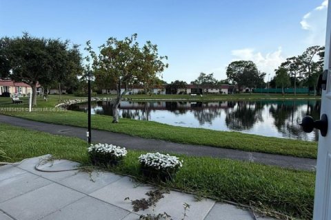Condo in Lake Worth, Florida, 1 bedroom  № 1887500 - photo 22