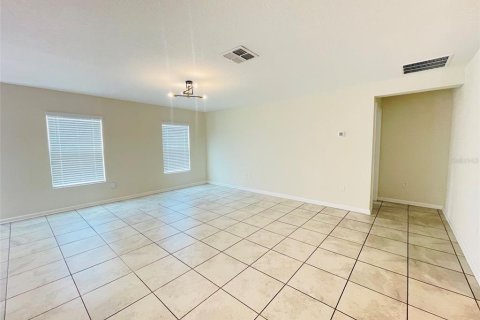 Villa ou maison à louer à Kissimmee, Floride: 4 chambres, 171.22 m2 № 2422641 - photo 14