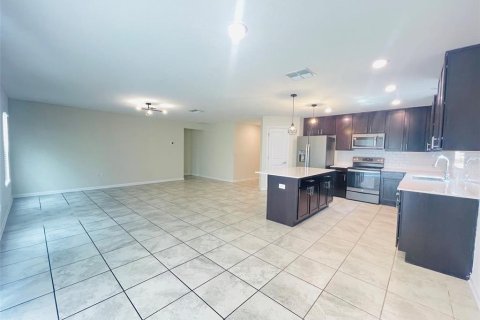 Villa ou maison à louer à Kissimmee, Floride: 4 chambres, 171.22 m2 № 2422641 - photo 9