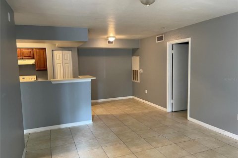Condominio en venta en Kissimmee, Florida, 2 dormitorios, 87.05 m2 № 2093333 - foto 6