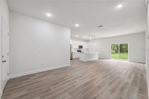 Casa en venta en Citrus Springs, Florida, 4 dormitorios, 139.63 m2 № 1757287 - foto 16