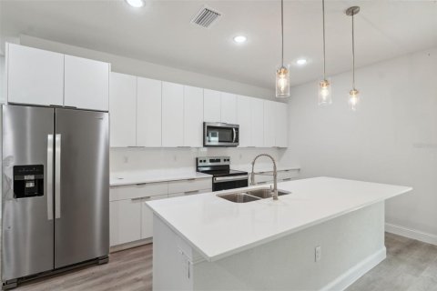 Casa en venta en Citrus Springs, Florida, 4 dormitorios, 139.63 m2 № 1757287 - foto 26