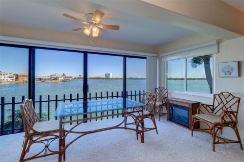 Condominio en alquiler en Clearwater, Florida, 2 dormitorios, 109.72 m2 № 1917104 - foto 8