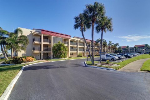 Condominio en alquiler en Clearwater, Florida, 2 dormitorios, 109.72 m2 № 1917104 - foto 5