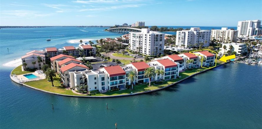 Condominio en Clearwater, Florida, 2 dormitorios № 1917104