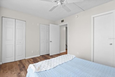 Adosado en venta en Sarasota, Florida, 2 dormitorios, 97.36 m2 № 1532342 - foto 26