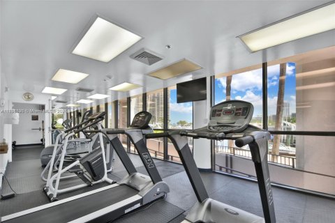 Купить кондоминиум в Халландейл-Бич, Флорида 2 спальни, 144.28м2, № 1959148 - фото 13