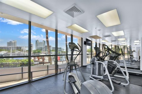 Купить кондоминиум в Халландейл-Бич, Флорида 2 спальни, 144.28м2, № 1959148 - фото 11