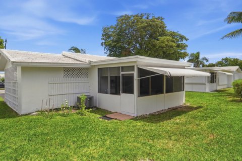 House in Pompano Beach, Florida 2 bedrooms, 97.18 sq.m. № 2240690 - photo 13