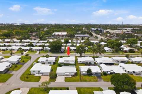 House in Pompano Beach, Florida 2 bedrooms, 97.18 sq.m. № 2240690 - photo 26