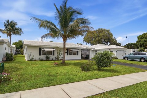 House in Pompano Beach, Florida 2 bedrooms, 97.18 sq.m. № 2240690 - photo 17