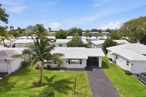 House in Pompano Beach, Florida 2 bedrooms, 97.18 sq.m. № 2240690 - photo 18
