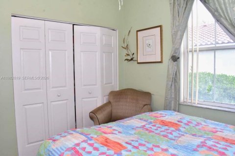 Casa en venta en Pembroke Pines, Florida, 3 dormitorios, 184.97 m2 № 2049924 - foto 19