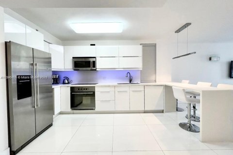 Copropriété à louer à Miami Beach, Floride: 1 chambre, 78.97 m2 № 1940422 - photo 5